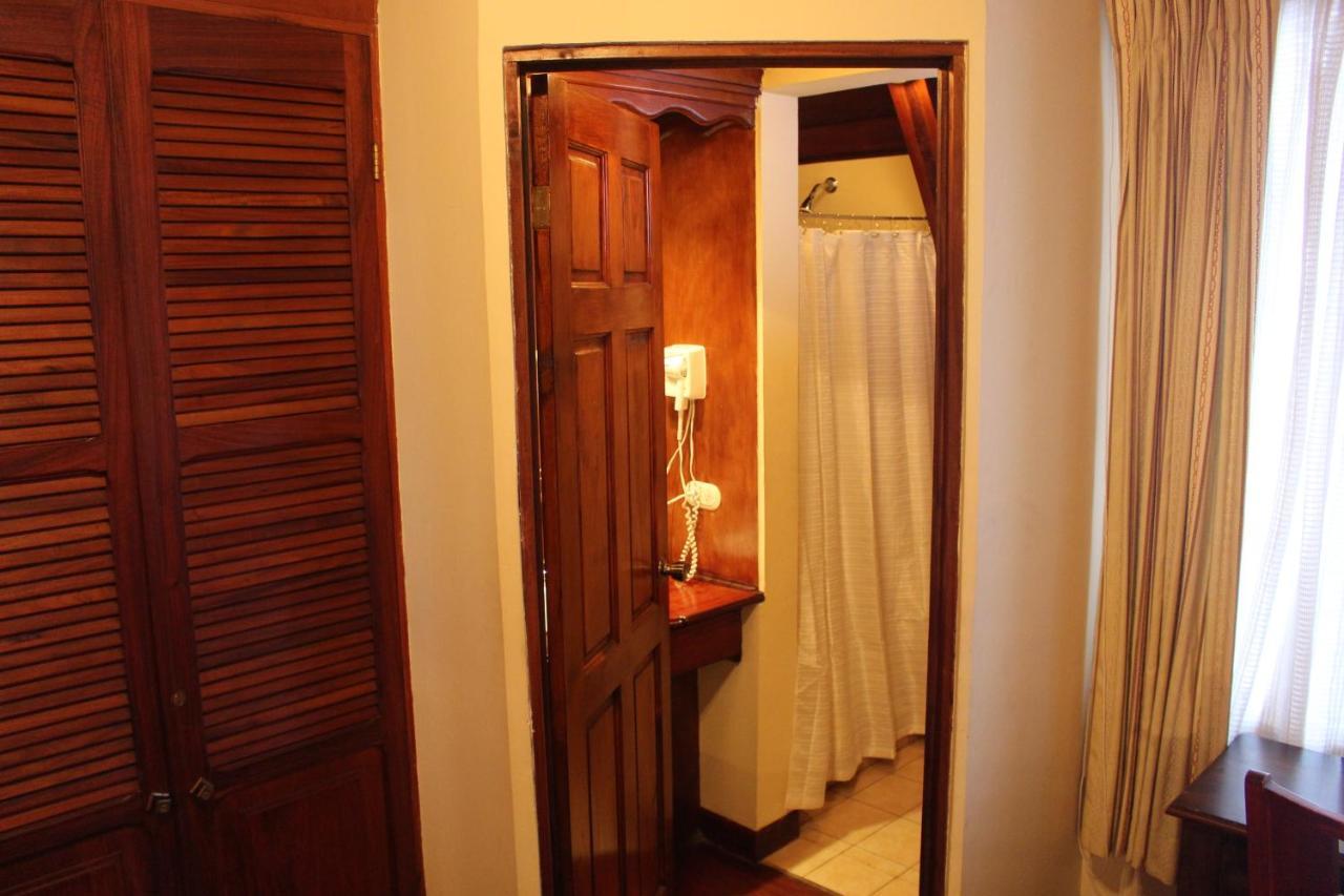 Bed & Breakfast Casa Mora Cartago